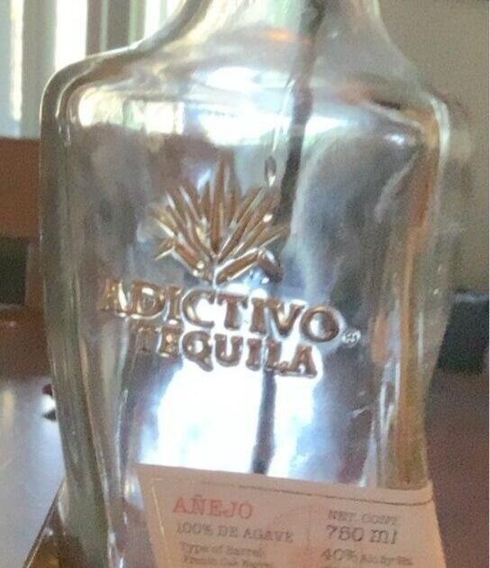 Adictivo Tequila Anejo